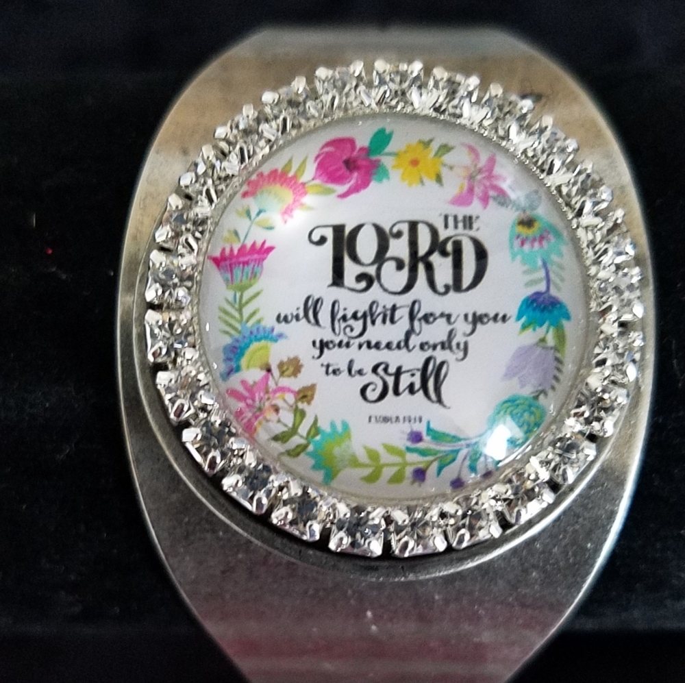 Fashion inspiration cuff bracelet